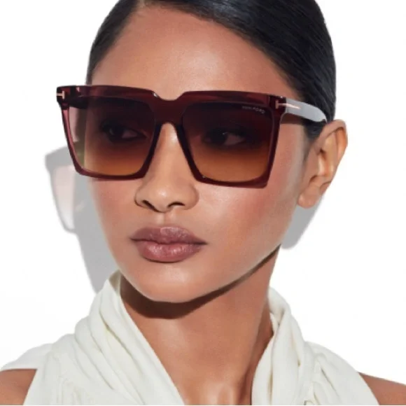 TOM FORD ブラウン マフラー POLARIZED BUCKLEY SUNGLASSES | TOM FORD Fashion